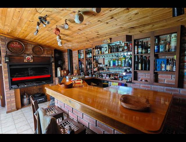 7 BEDROOM HOUSE FOR SALE IN RICHMOND ESTATE